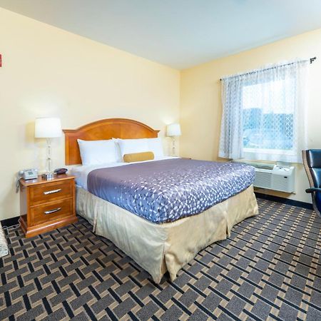 Mt. Rose Hotel Fayetteville Bagian luar foto